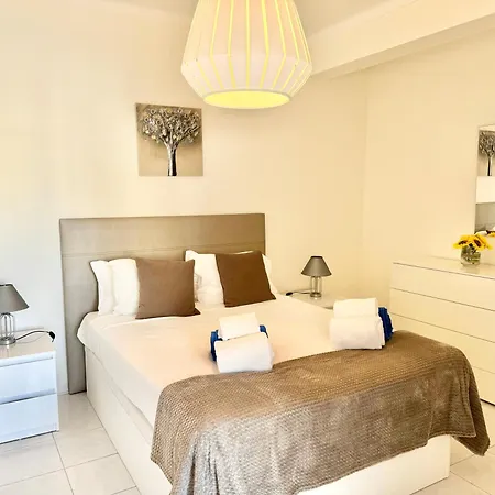 Apartment Algarve - Front - Free Wifi - Air Con
