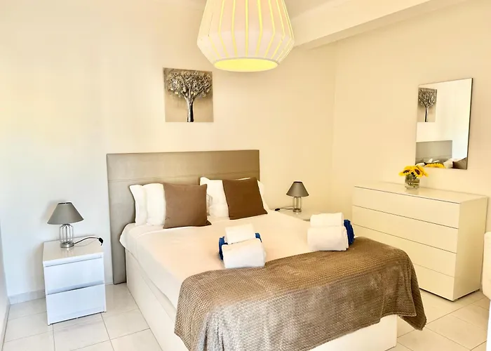 דירה Algarve - Front - Free Wifi - Air Con